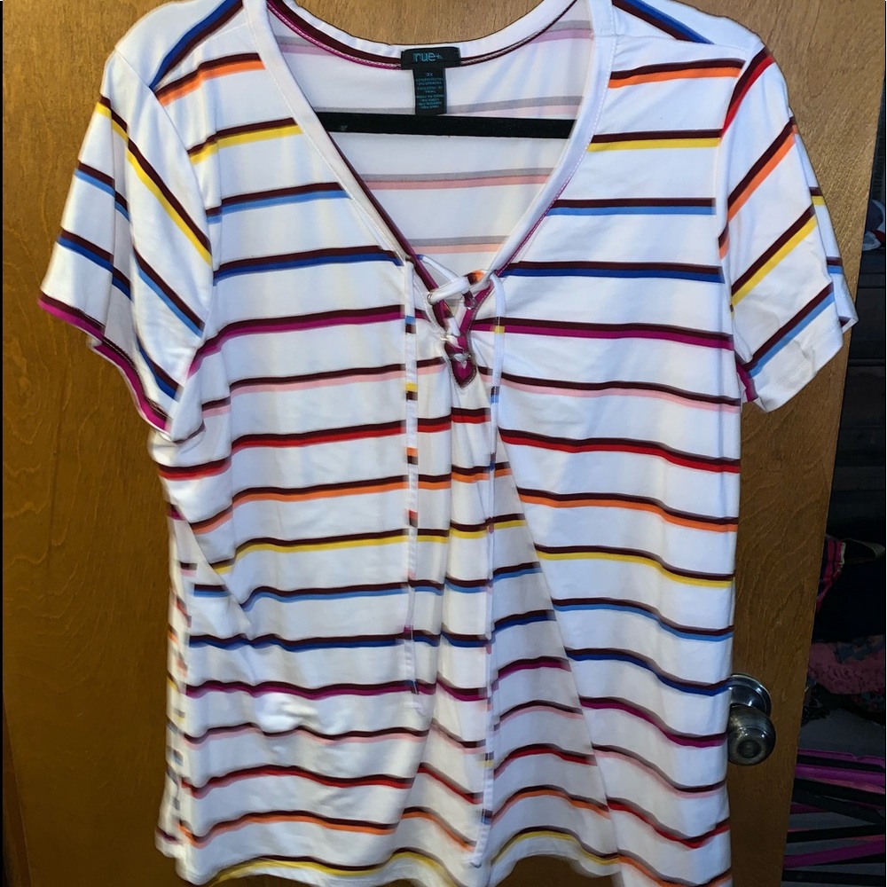 Lace up tee - Picture 2 of 2
